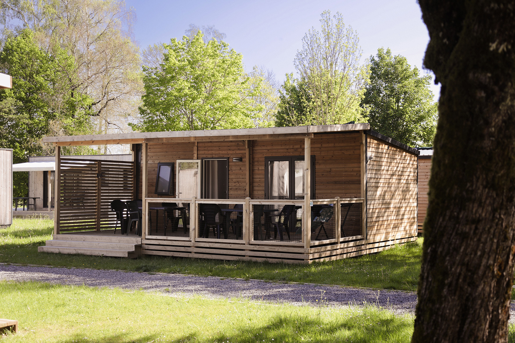 Wooden Nest 29 mobile home with covered terrace, Camping Le Florenville