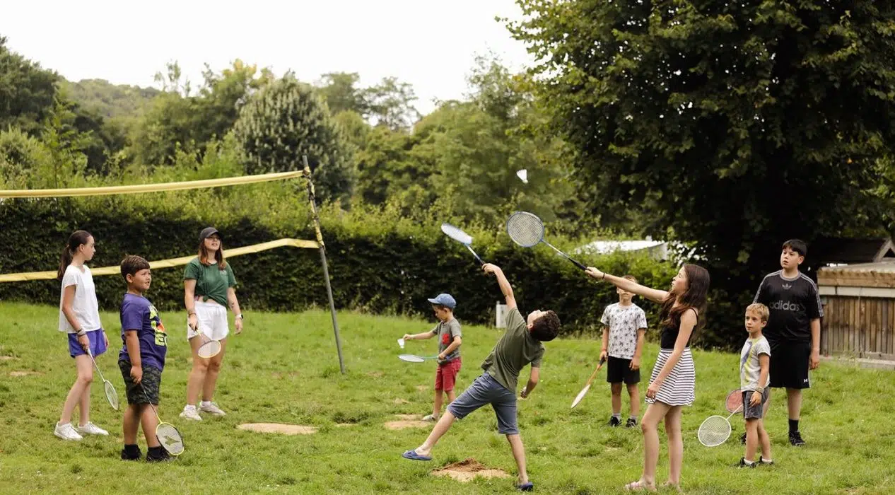 Prolongez encore un peu l’été au Florenville Camping !