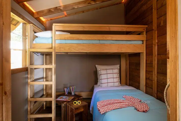 Chalet-Glamping-chambre-lits-simples