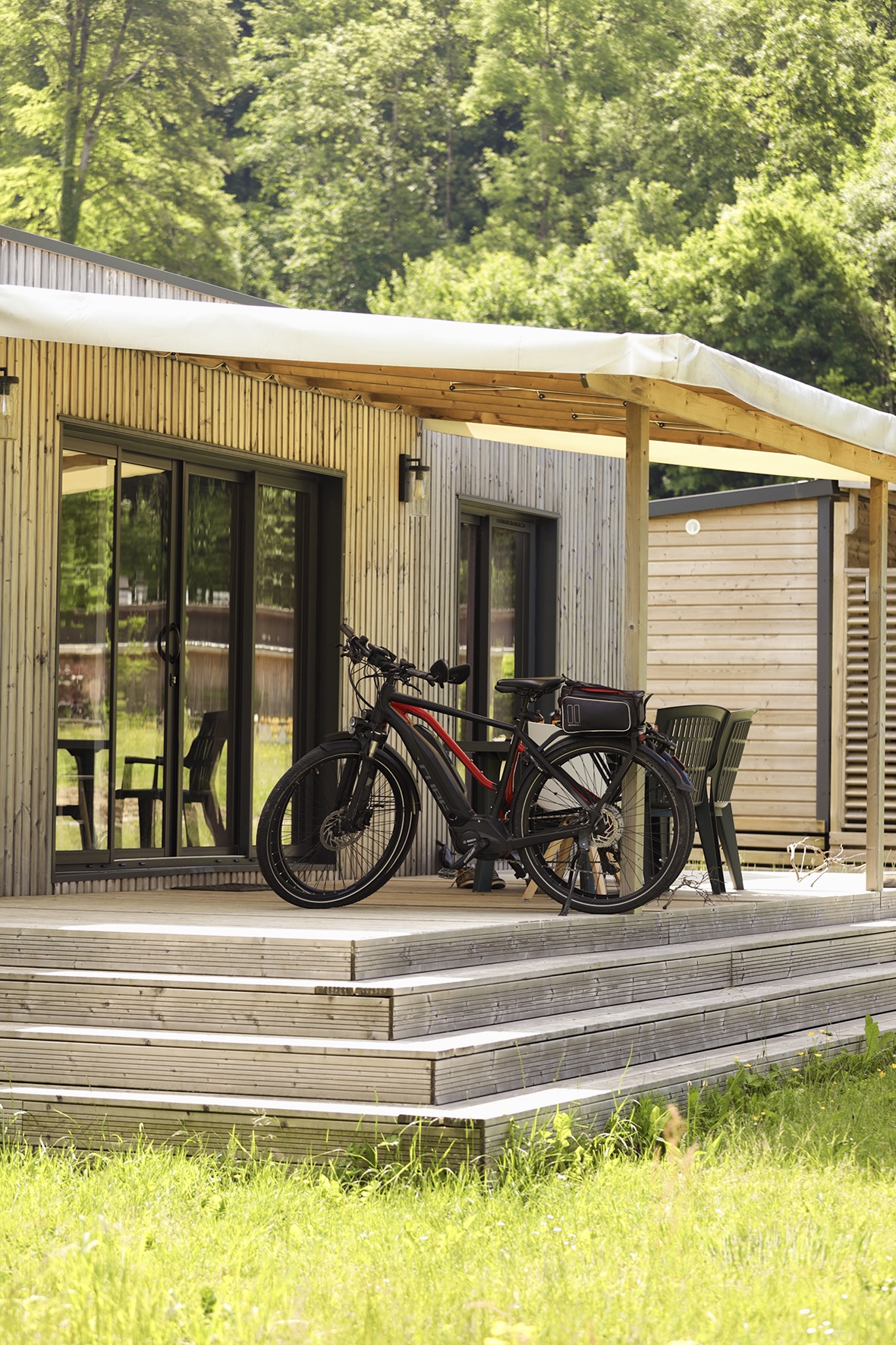 Lodge Family, Suite of PMR op Camping Le Florenville, Gaume