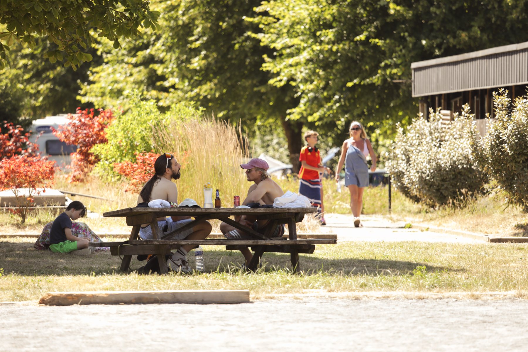 Kampeerplaats in het groen in de Gaume, Camping Le Florenville