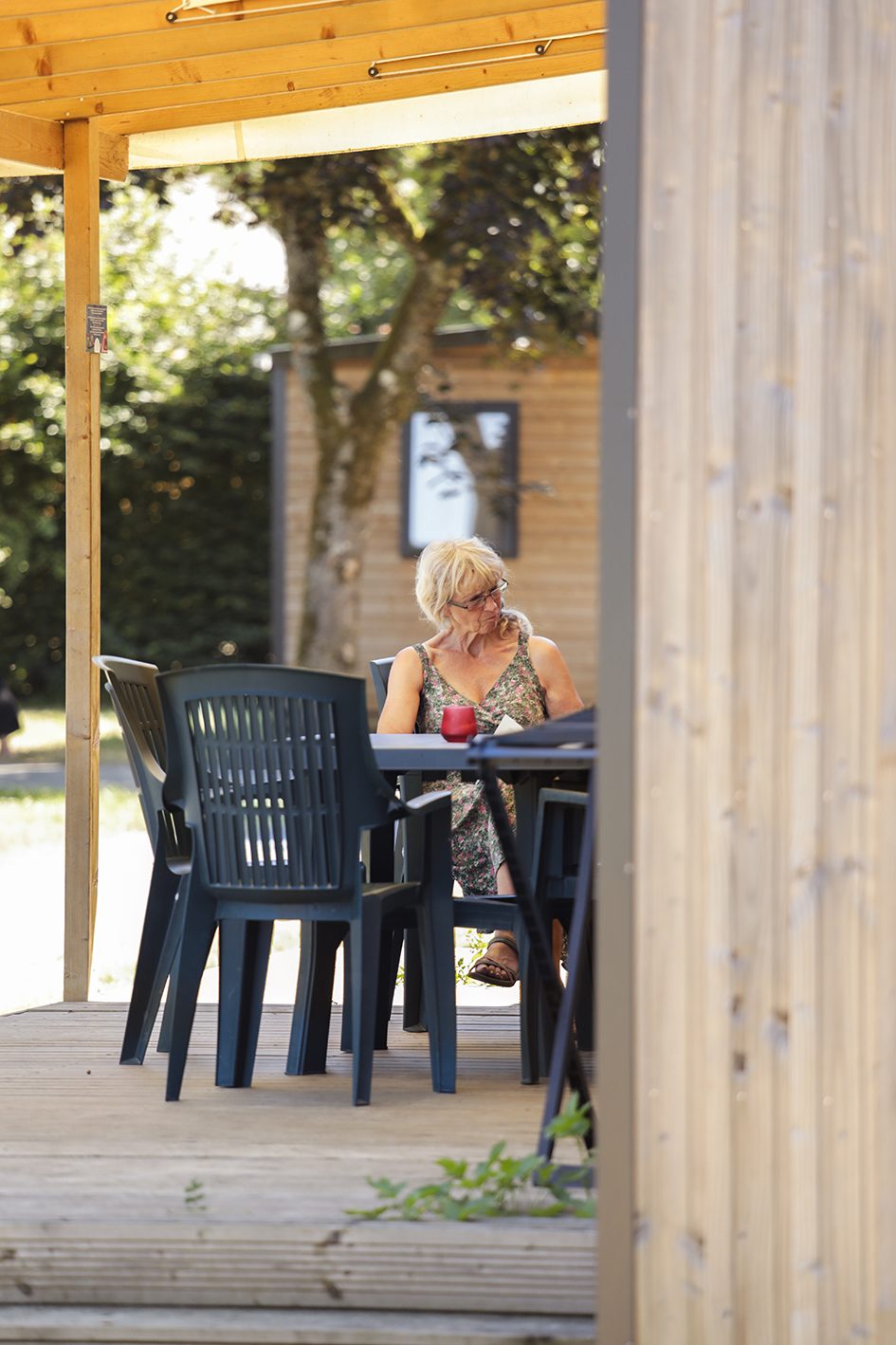 Wooden Nest 29 mobile home with covered terrace, Camping Le Florenville